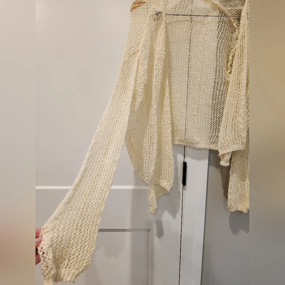 Cream Cardigan🌿🍂 - Picture 2 of 3